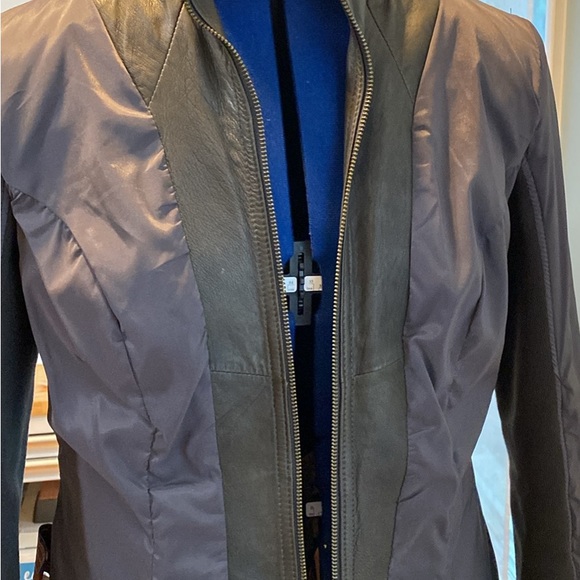 Danier Italian Leather Jacket - Picture 6 of 10